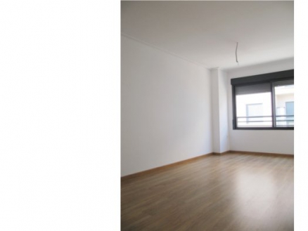 Apartment with 3 bedroom in town, Spain 272997