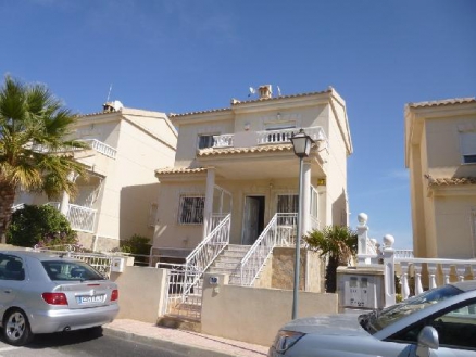 Villa for sale in town 273035