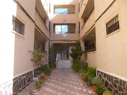 Apartment for sale in town, Spain 273057