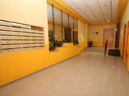 Apartment with 2 bedroom in town 273126
