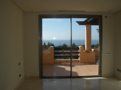 Marbella property: Penthouse with 2 bedroom in Marbella, Spain 273517