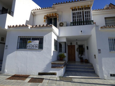 Caleta De Velez property: Townhome for sale in Caleta De Velez 273620