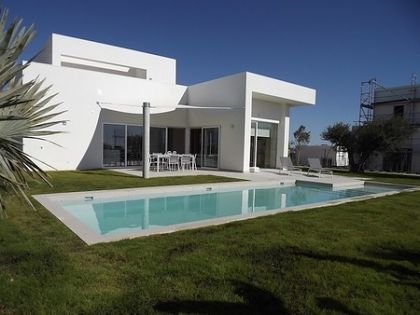 Villa for sale in town 273639