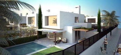 Villa for sale in town 273642