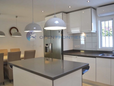 town Villa 274002
