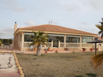 Pinoso property: Villa with 4 bedroom in Pinoso 274280