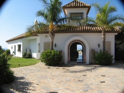 Estepona property: Villa with 6 bedroom in Estepona 274397