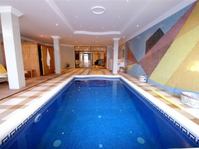 Estepona property: Villa with 6 bedroom in Estepona, Spain 274397