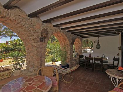 Moraira property: Alicante Villa 275000