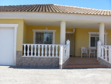 Pinoso property: Villa with 3 bedroom in Pinoso, Spain 275158