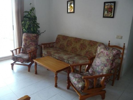Apartment with 2 bedroom in town 275168