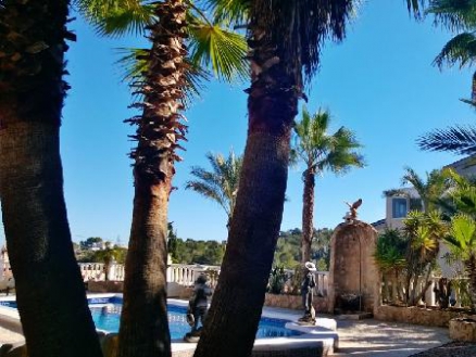 Villa for sale in town, Spain 275172