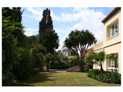 El Paraiso property: Malaga property | 4 bedroom Villa 275204