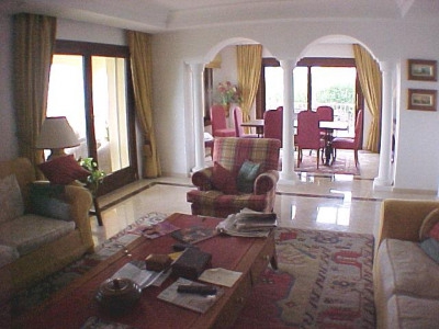 El Paraiso property: Villa with 4 bedroom in El Paraiso, Spain 275205