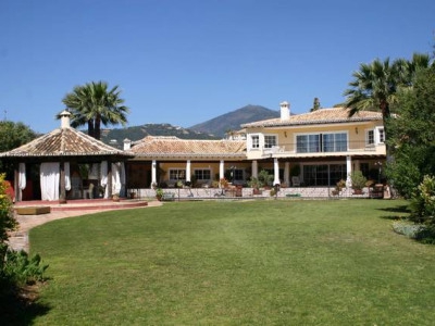 Nueva Andalucia property: Malaga Villa 275211