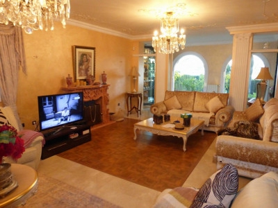 Nueva Andalucia property: Villa with 4 bedroom in Nueva Andalucia 275219