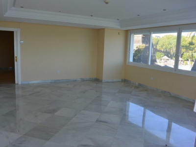 Marbella property: Apartment for sale in Marbella, Malaga 275233