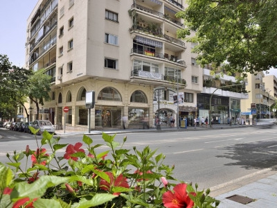 Marbella property: Commercial with bedroom in Marbella, Spain 275241