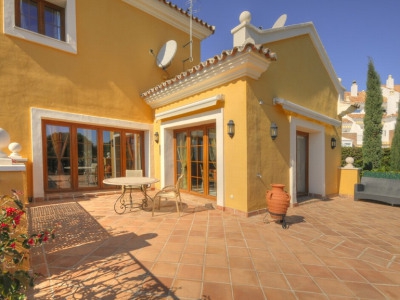 El Paraiso property: Villa for sale in El Paraiso, Malaga 275303