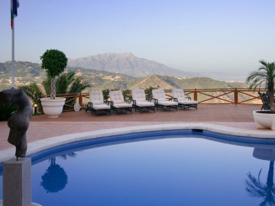 Benahavis property: Villa with 4 bedroom in Benahavis, Spain 275315