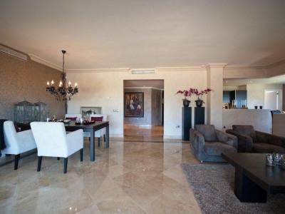 Benahavis property: Apartment for sale in Benahavis, Malaga 275320