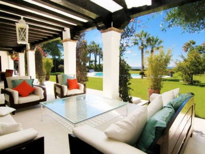 El Paraiso property: Villa with 8 bedroom in El Paraiso, Spain 275348