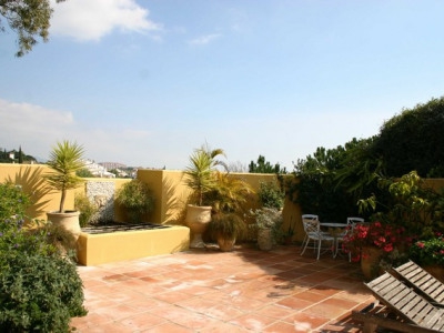 Villa for sale in town, Spain 275427
