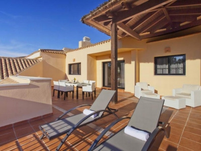 Nueva Andalucia property: Penthouse with 3 bedroom in Nueva Andalucia, Spain 275827