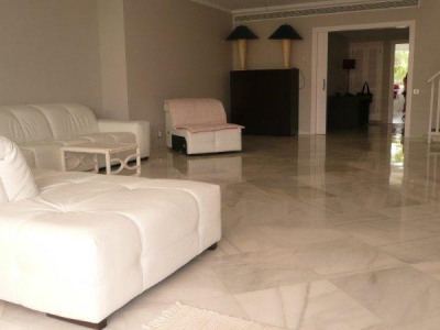 Nueva Andalucia property: Malaga property | 4 bedroom Penthouse 275933