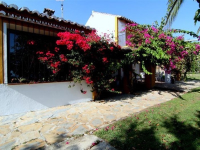 Estepona property: Villa with 4 bedroom in Estepona 275989