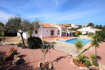 Villa with 3 bedroom in town 276122