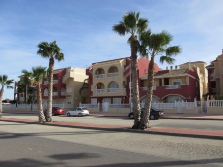 Los Alcazares property: Apartment for sale in Los Alcazares, Spain 276228