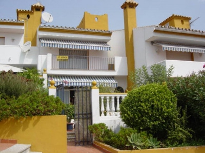 Estepona property: Malaga property | 3 bedroom Townhome 276593