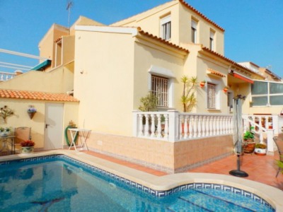 Villa for sale in town 276714
