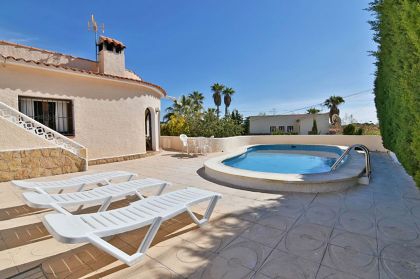 Villa with 3 bedroom in town 277187