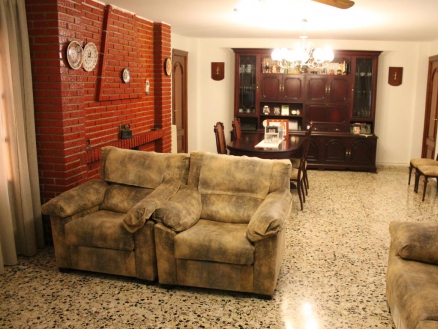 Yecla property: Apartment with 5 bedroom in Yecla, Spain 277288