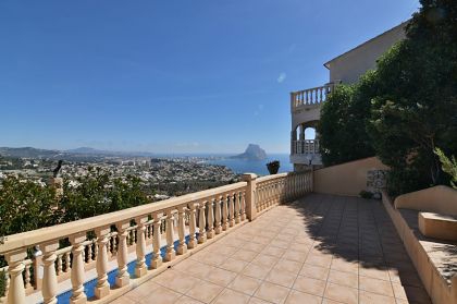 Villa for sale in town 278070