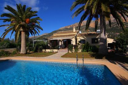 Villa&nbsp;for&nbsp;sale&nbsp;in&nbsp;town&nbsp;278103