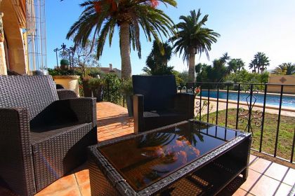 Villa&nbsp;for&nbsp;sale&nbsp;in&nbsp;town,&nbsp;Spain&nbsp;278103