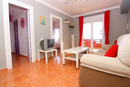 Apartment with 3 bedroom in town 278115