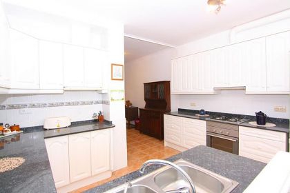 Pedreguer property: Villa with 5 bedroom in Pedreguer 278116