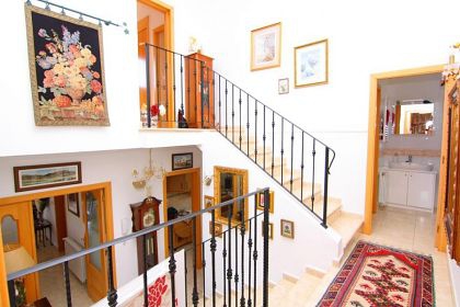 Gata De Gorgos property: Alicante Villa 278117