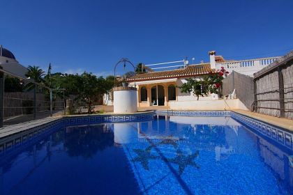 Villa for sale in town 278144