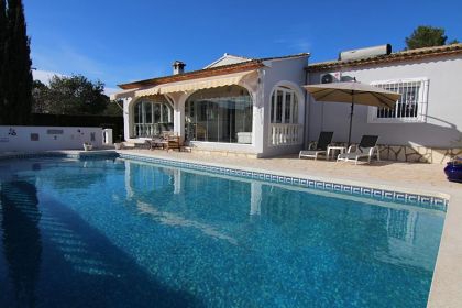 Villa for sale in town 278161