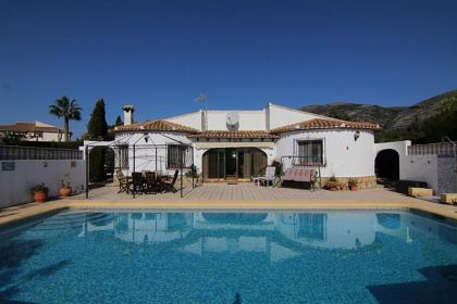 Villa for sale in town 278162