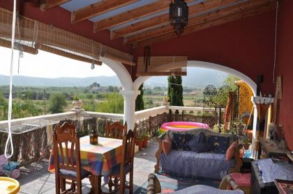 Villa for sale in town, Spain 278173