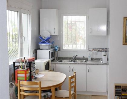 Villa with 4 bedroom in town 278179