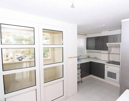Apartment with 2 bedroom in town 278211
