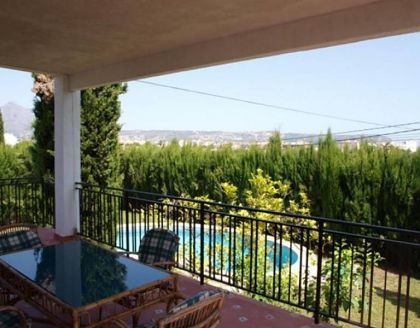 Villa for sale in town, Spain 278212
