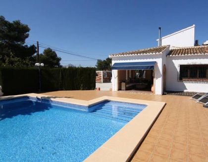 Villa for sale in town 278215